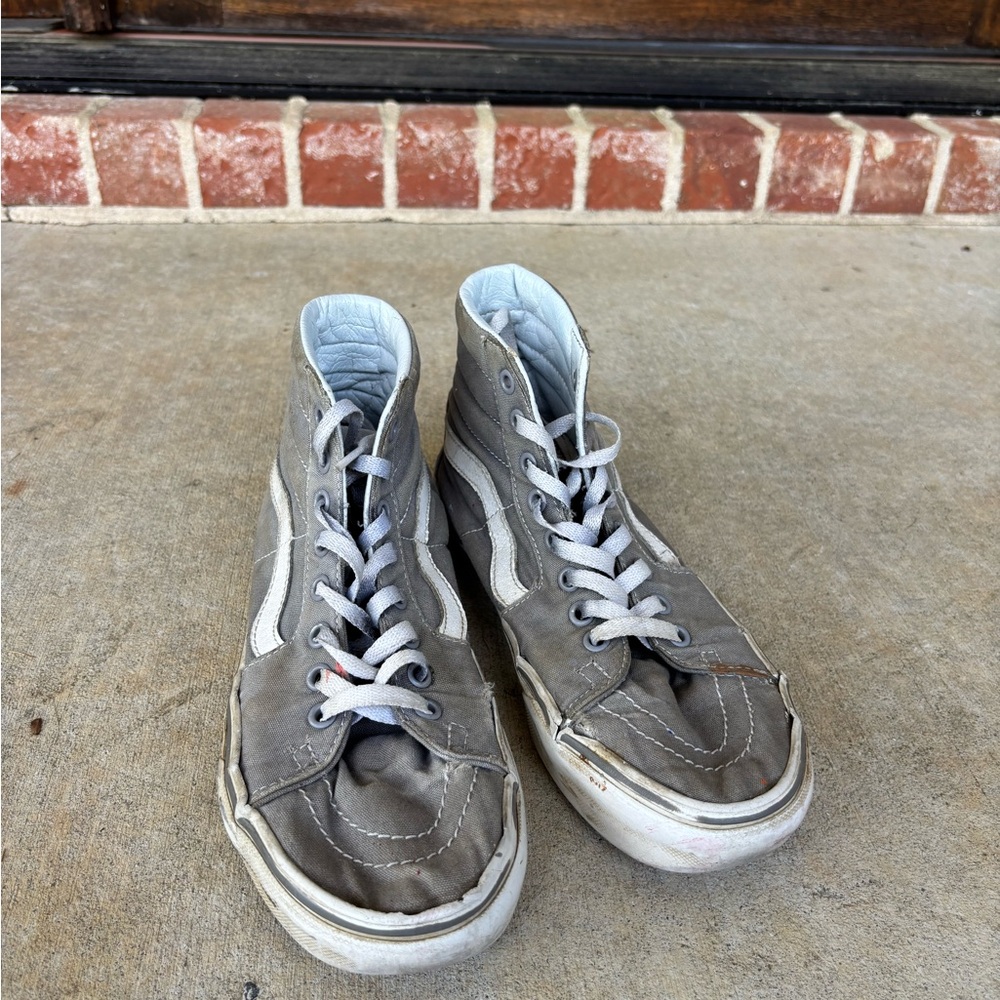 Women’s Gray Vans High-Top Sneakers